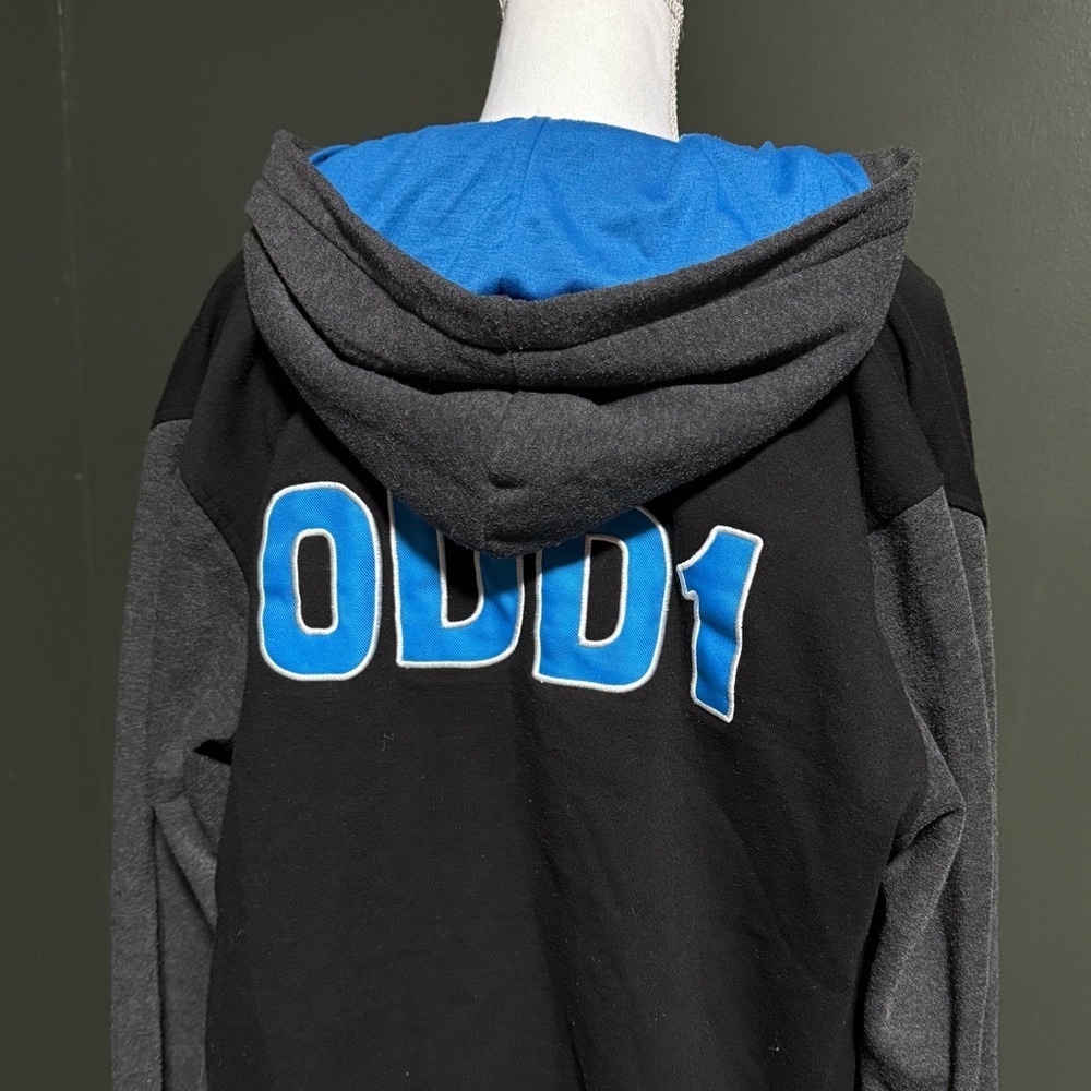 TheOdd1sOut Varsity Hoodie Jacket
Size Small Wear Your Seat Belt Cartoon - Picture 5 of 6